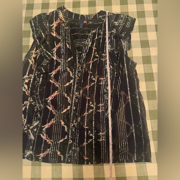 Anthropologie Pilcro Black Floral Motif w/ Silver metallic threading + Ruffles - Picture 12 of 15